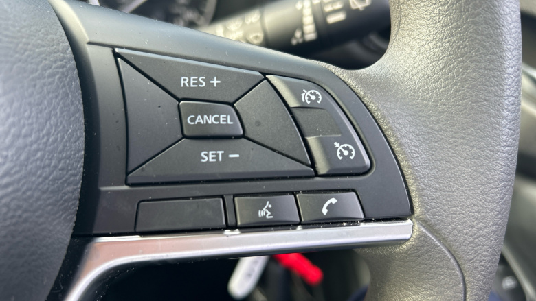 Nissan Juke 1.0 DiG-T Acenta Premium 5dr Petrol Hatchback